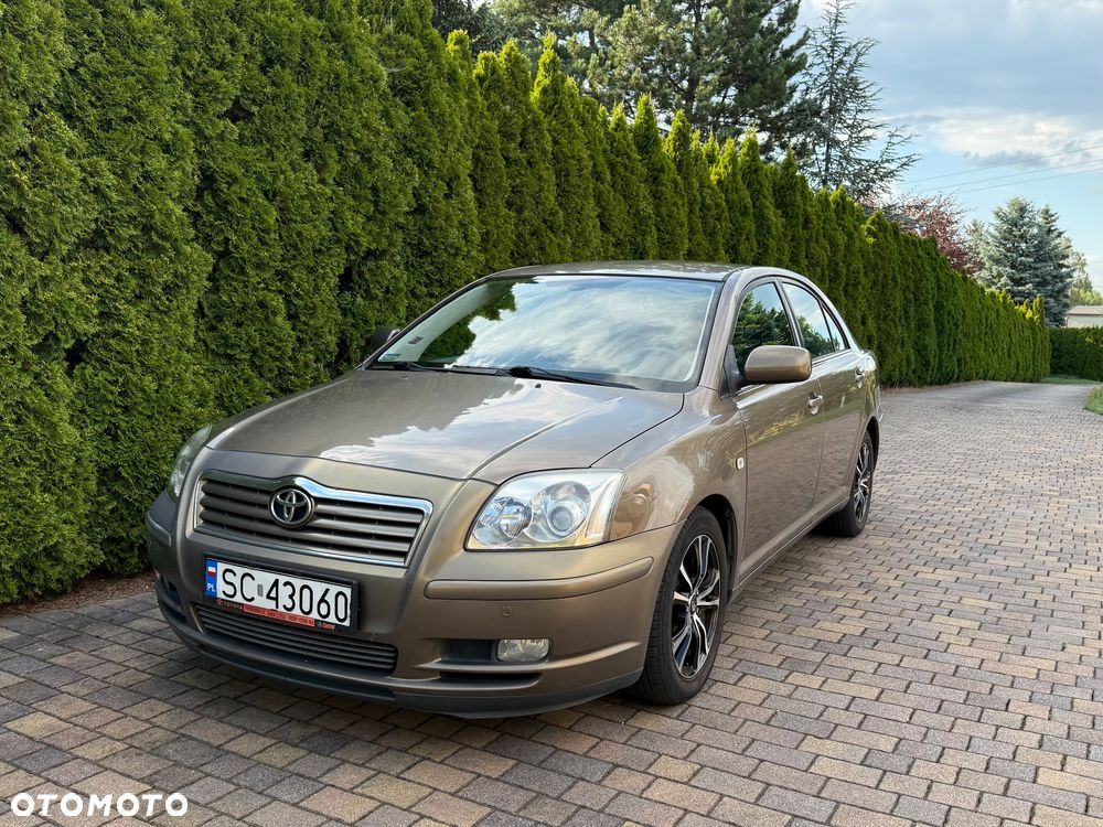 Toyota Avensis - 6