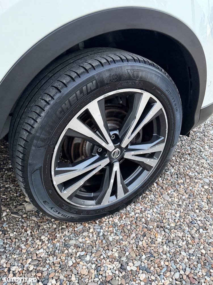 Nissan Qashqai 1.2 DIG-T Start/Stop N-Connecta - 16