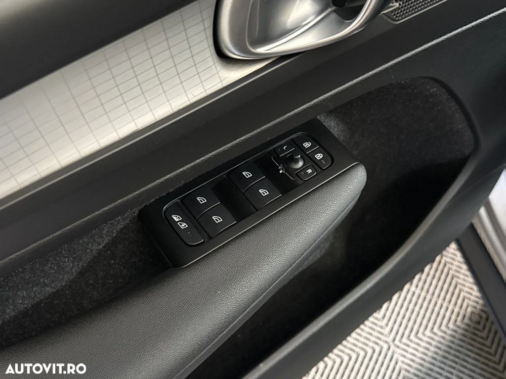 Volvo XC 40 - 15