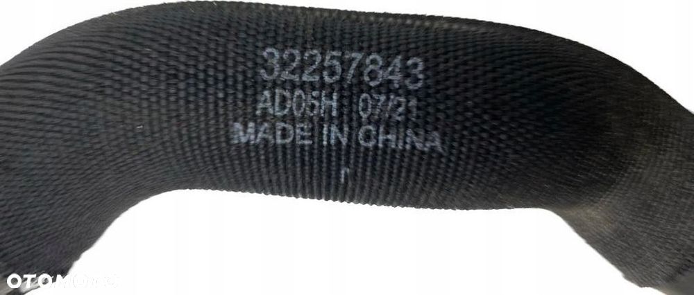 VOLVO XC40 T3 1.5 HYBRYDA WĄŻ PRZEWÓD WODY - 3