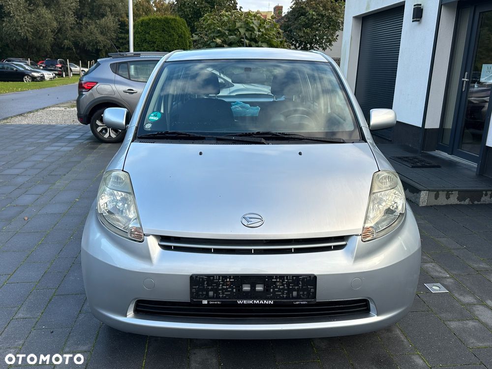 Daihatsu Sirion 1.3 - 12