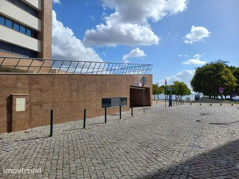 box em garagem na expo norte