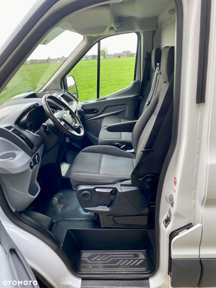 Ford Transit - 19