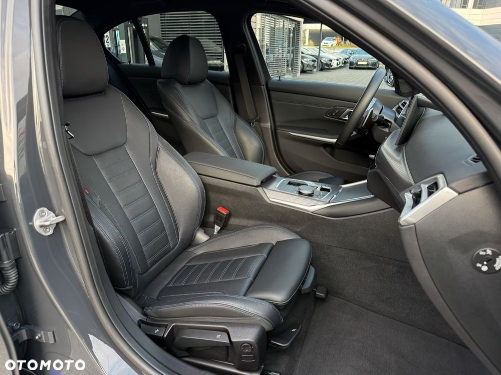 BMW Seria 3 - 21