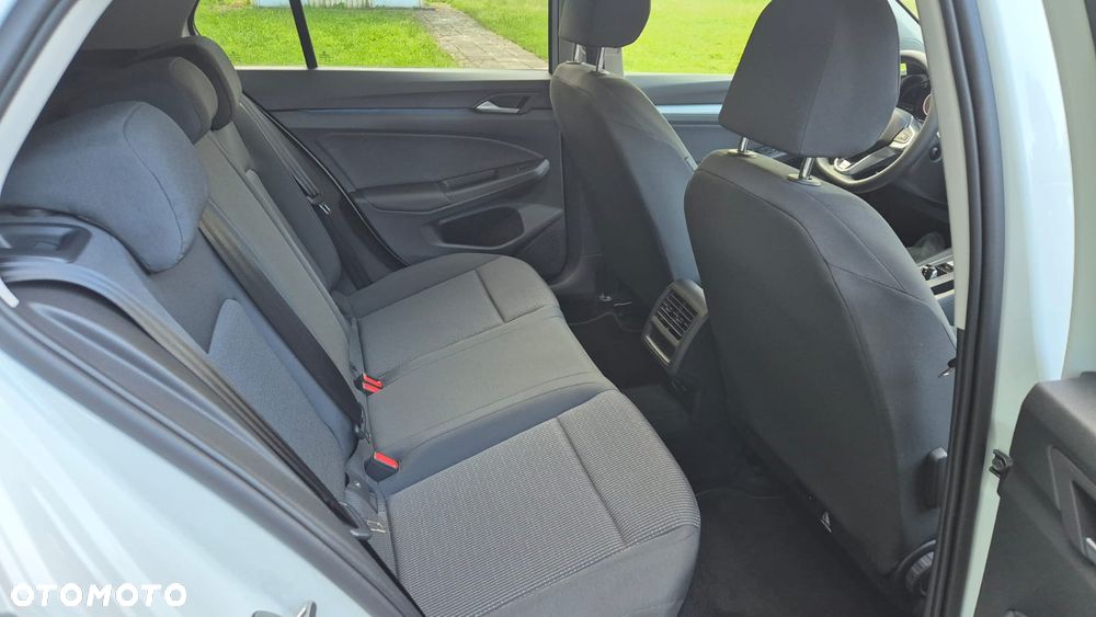 Volkswagen Golf - 19