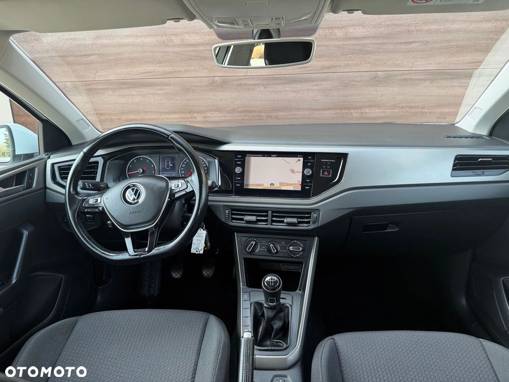Volkswagen Polo - 12
