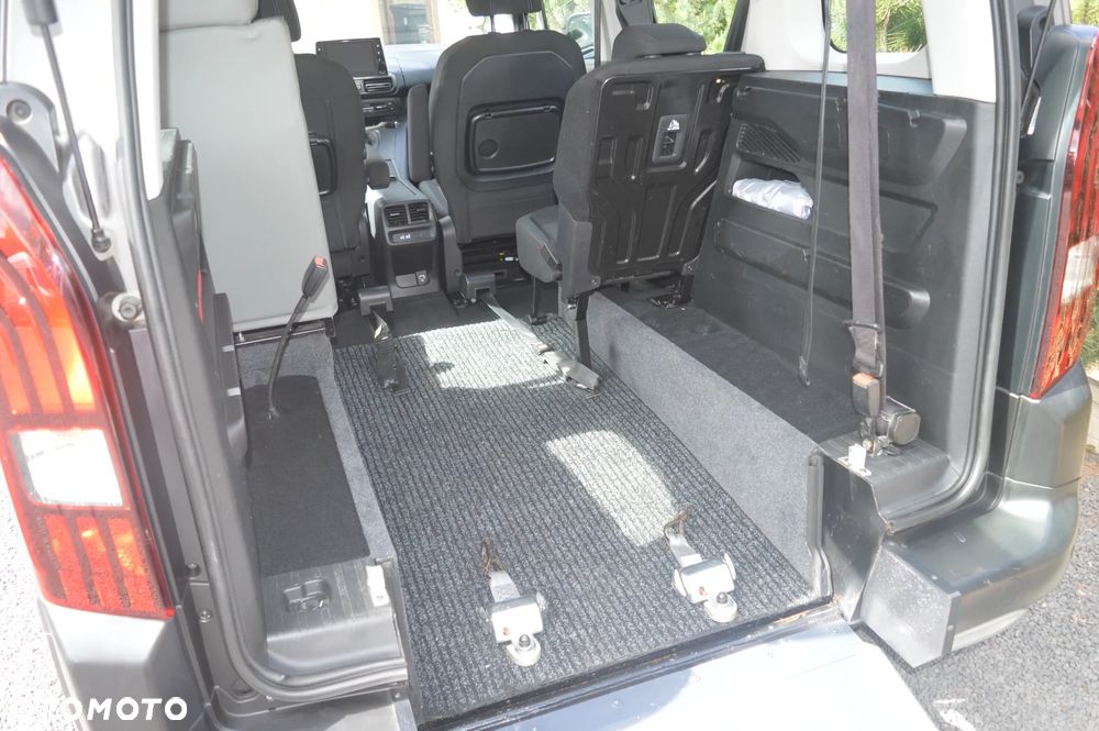 Toyota Proace City - 12
