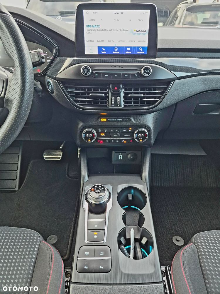 Ford Focus - 8