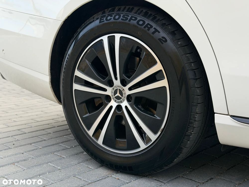 Mercedes-Benz Klasa E 200 d T 9G-TRONIC AMG Line - 28