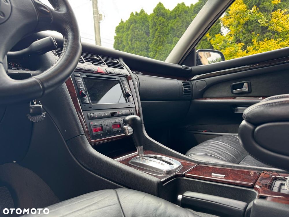 Audi A8 - 23
