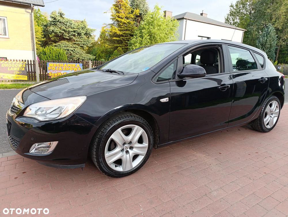 Opel Astra 1.6 Design Edition - 28