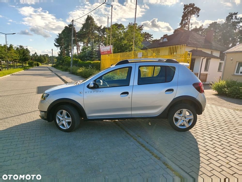 Dacia Sandero Stepway TCe 90 (S&S) Celebration - 16