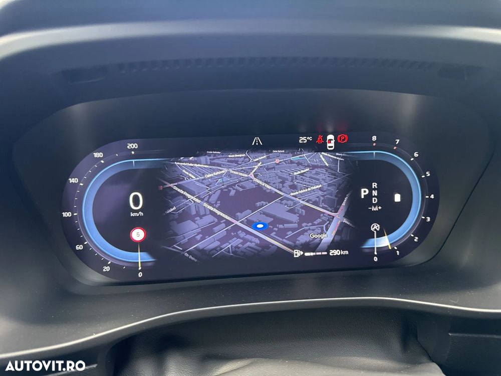 Volvo XC 40 B3 AT FWD MHEV Core - 10