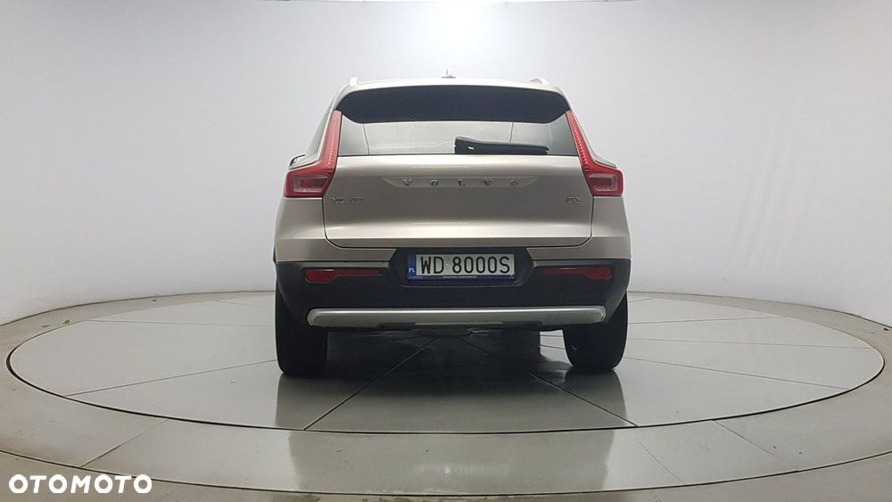 Volvo XC 40 - 6