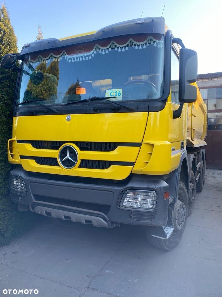 Mercedes-Benz Actros - 6