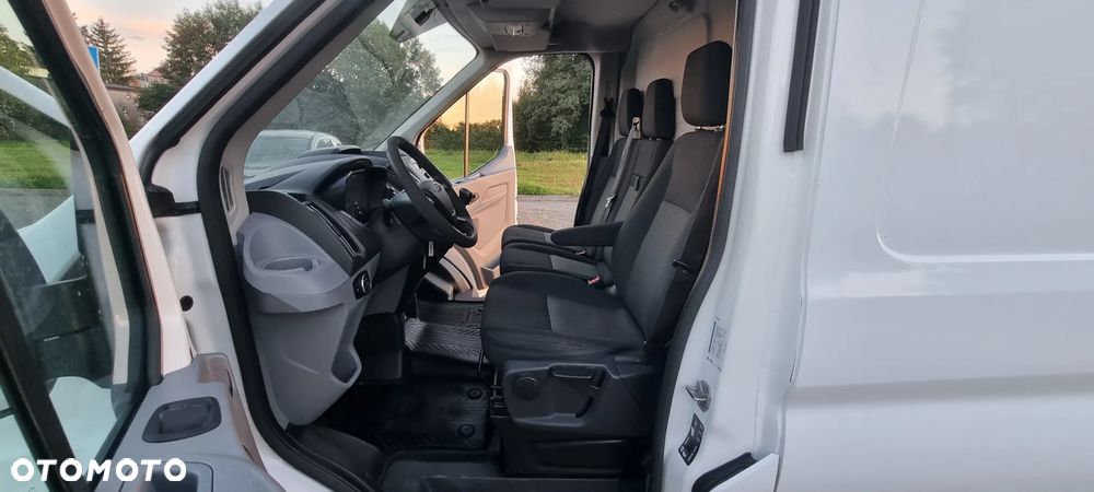 Ford Transit - 17