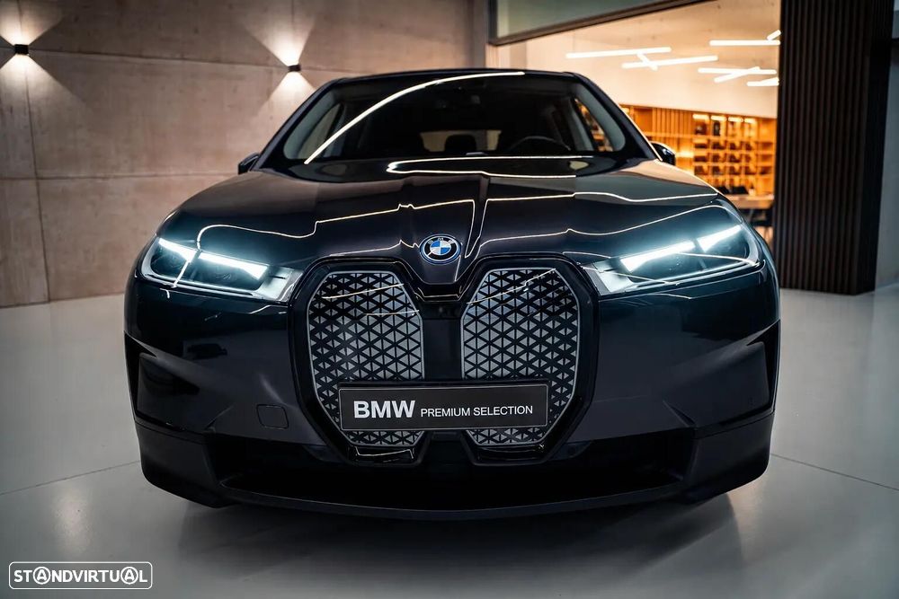 BMW iX xDrive 40 - 9