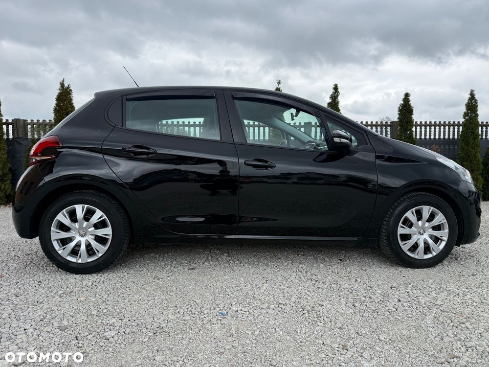 Peugeot 208 - 20