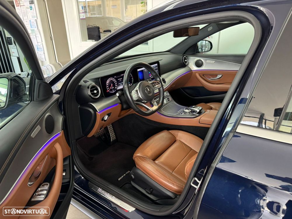 Mercedes-Benz E 300 de AMG Line - 20