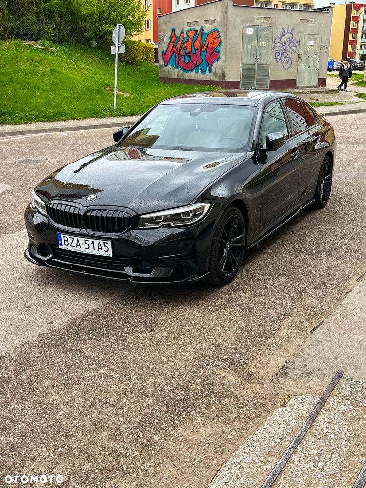BMW Seria 3 330i xDrive Luxury Line - 2