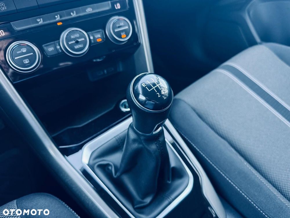 Volkswagen T-Roc 1.5 TSI GPF ACT Advance - 24