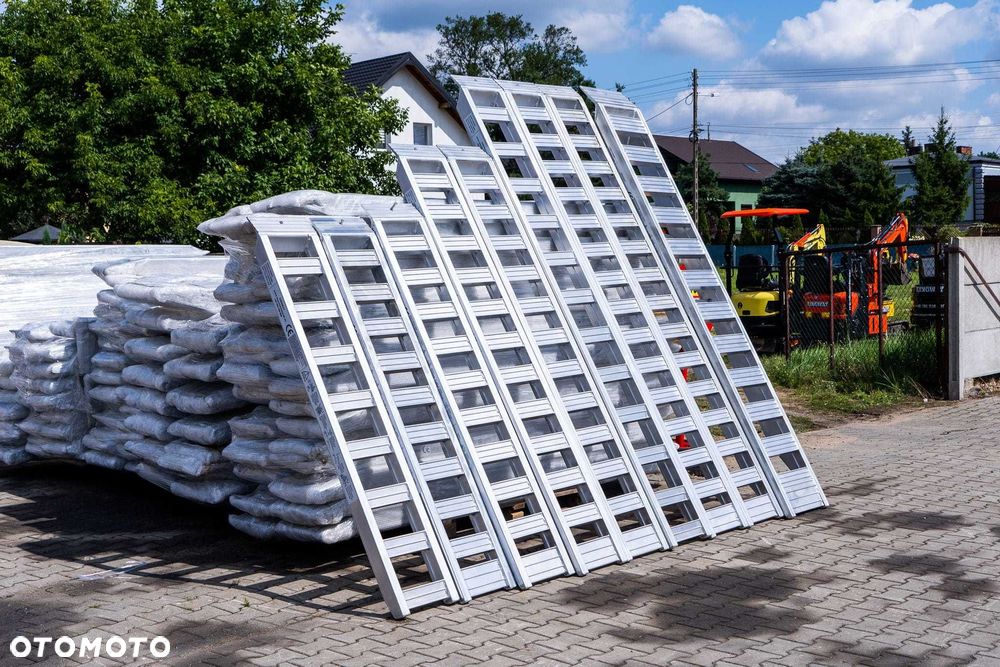 NOWE Najazdy Alu LEKKIE 3000mm 2000kg Minikoparki Wozidła Traktory FV - 2