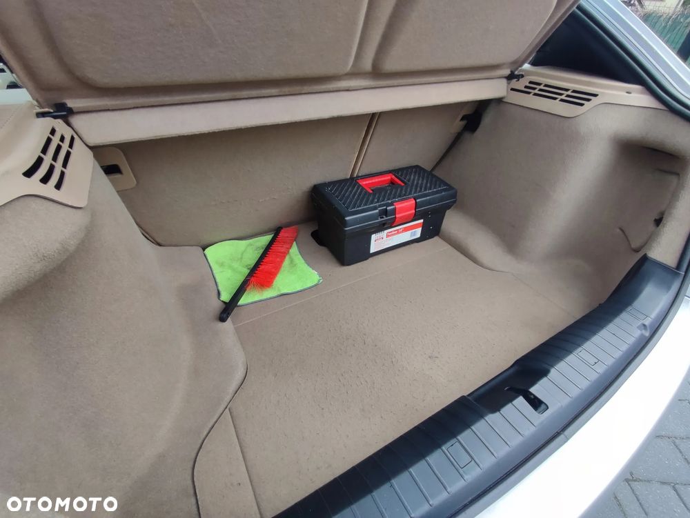 BMW Seria 3 316ti - 30