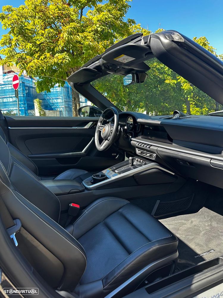 Porsche 911 (992) Targa 4 PDK - 12