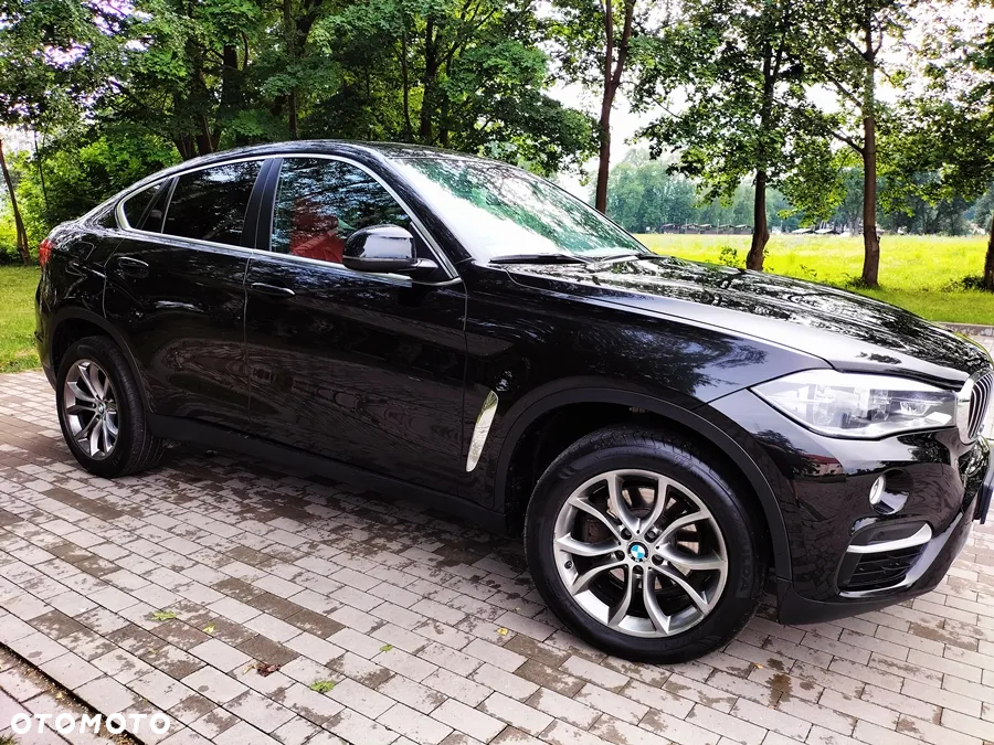 BMW X6 xDrive40d - 13
