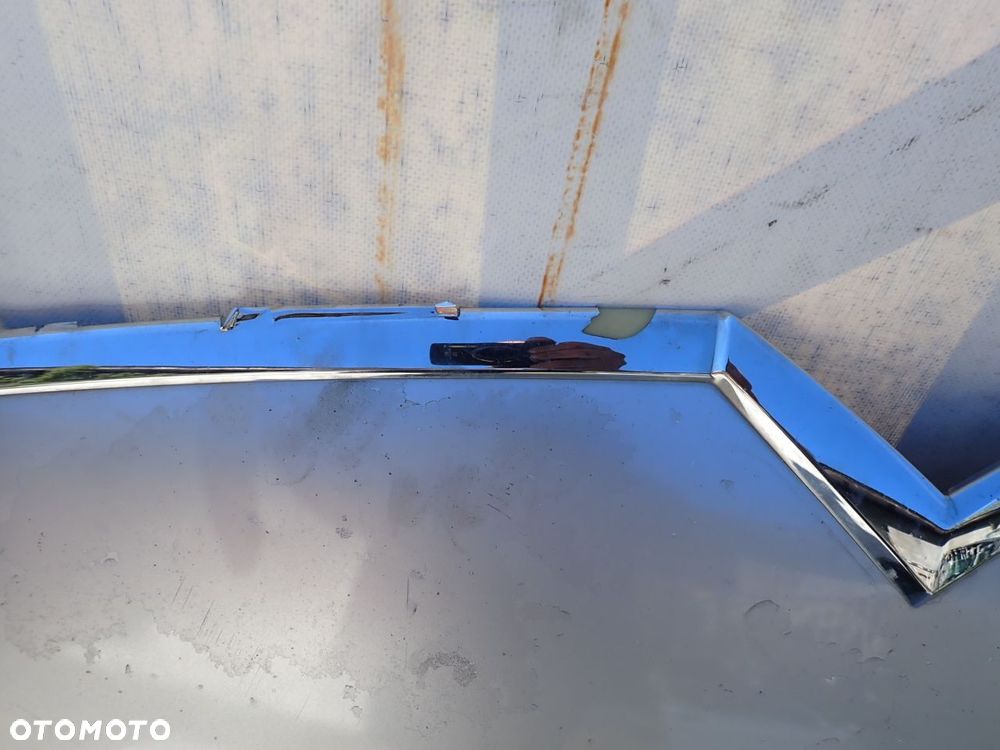 MASKA CITROEN C4 PICASSO 2009 KOL: EZR - 2