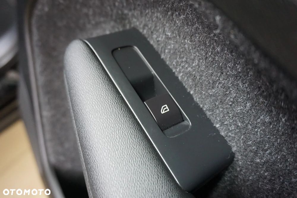 Volvo XC 40 T4 Geartronic Inscription - 25