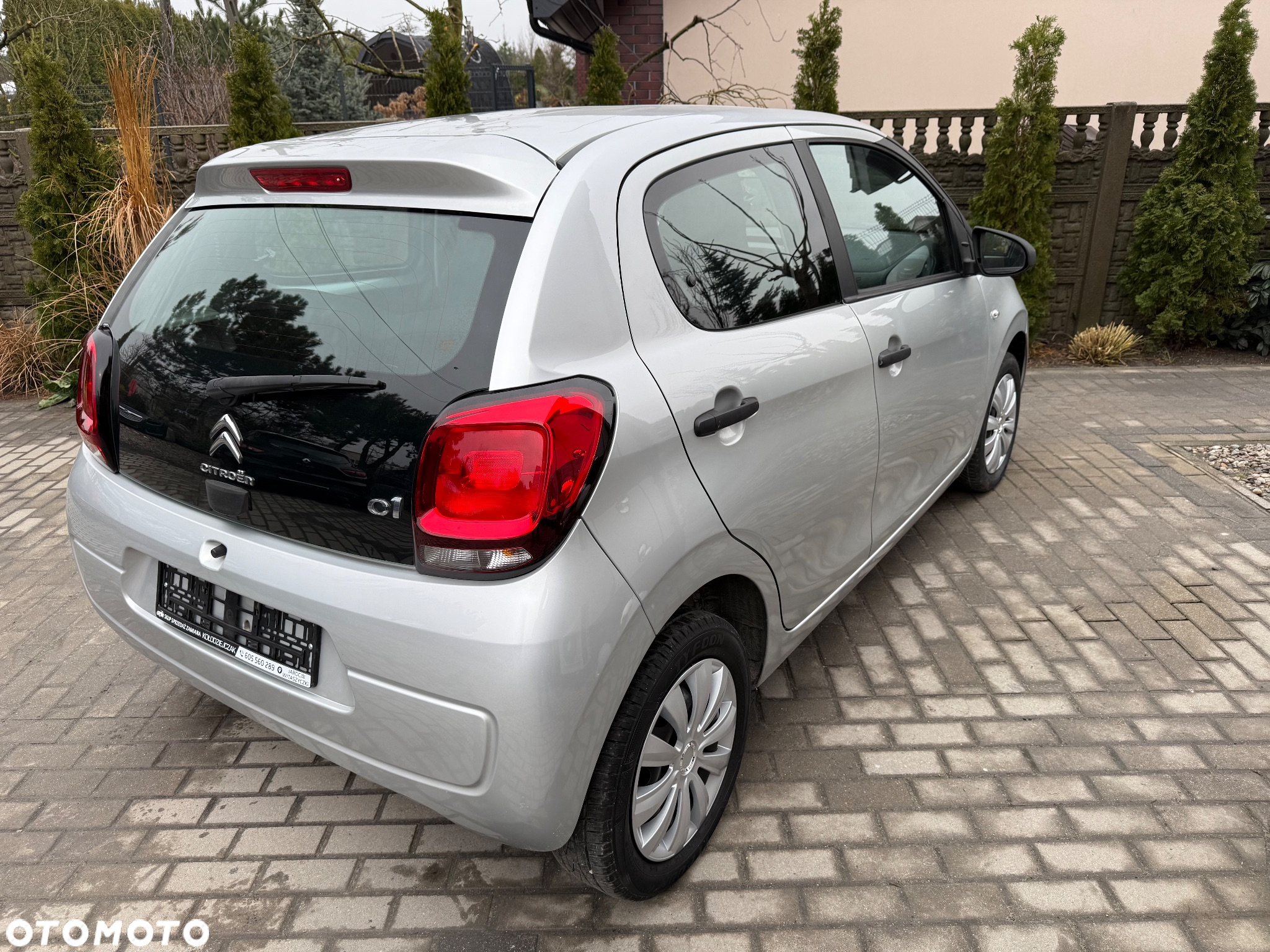 Citroën C1 1.0 VTi Live EU6 - 7