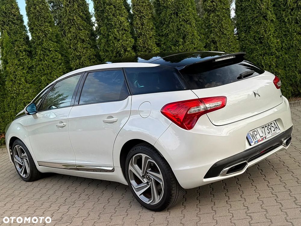 DS Automobiles DS 5 - 10