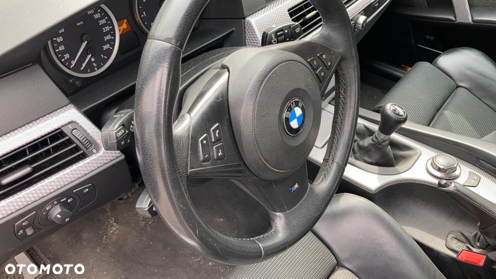 BMW Seria 5 525i - 14