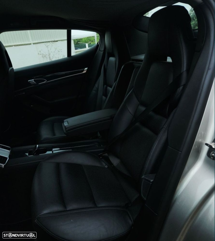 Porsche Panamera 4S PDK - 10