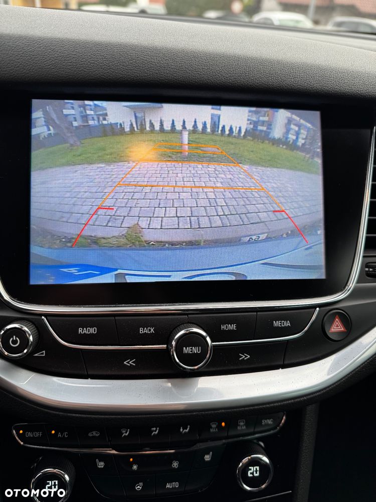 Opel Astra 1.4 T GPF Dynamic S&S - 15