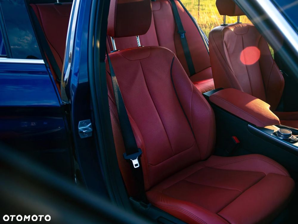 BMW Seria 3 328i xDrive Sport Line - 8