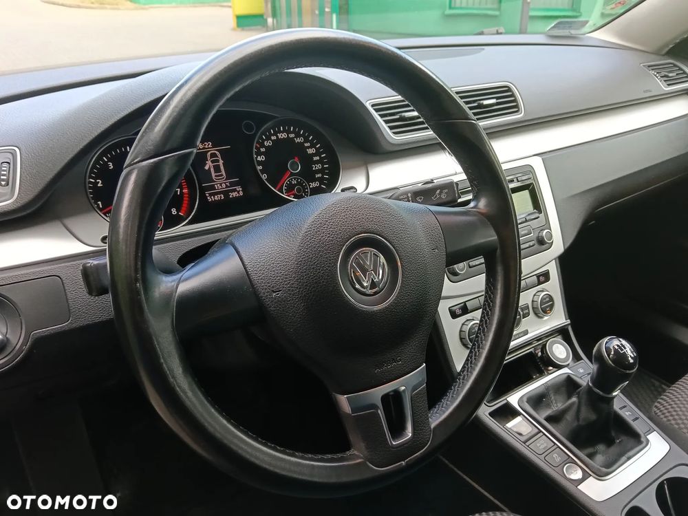 Volkswagen Passat 1.4 TSI Comfortline - 17