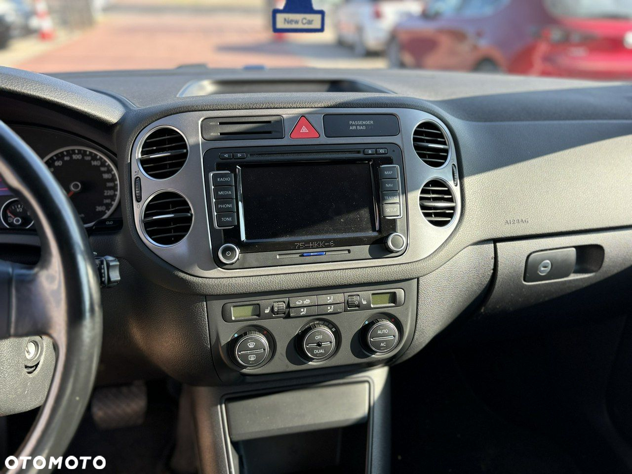 Volkswagen Tiguan - 17