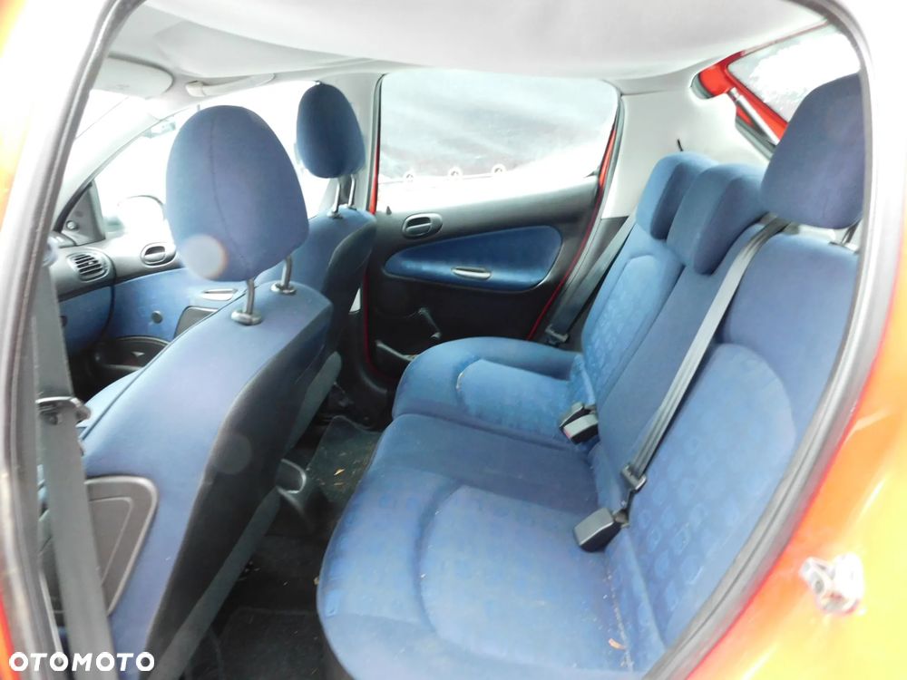 Peugeot 206 - 10