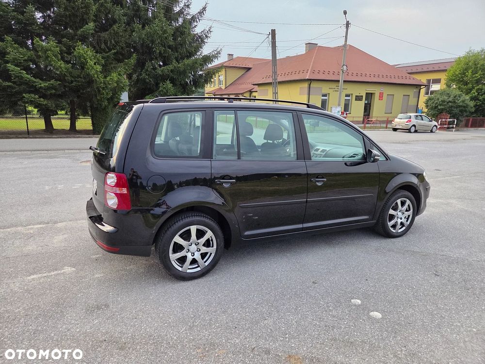Volkswagen Touran 1.6 United - 4