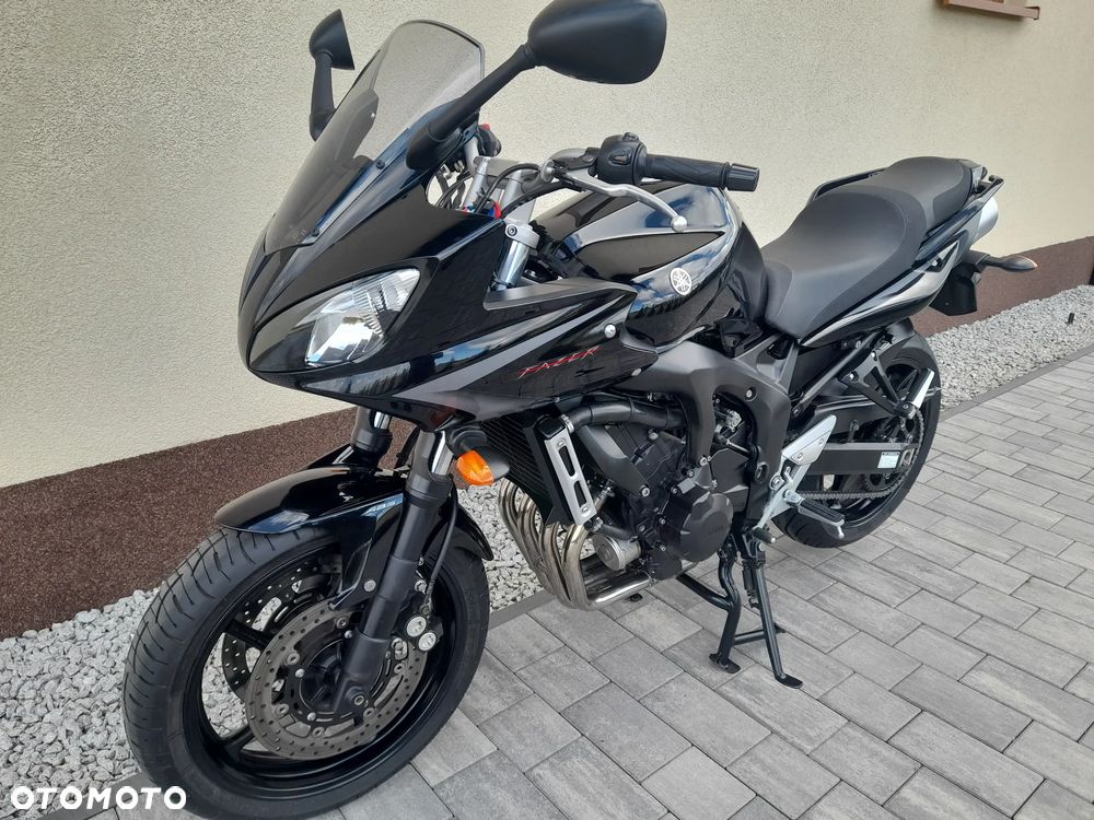 Yamaha FZ6 - 1