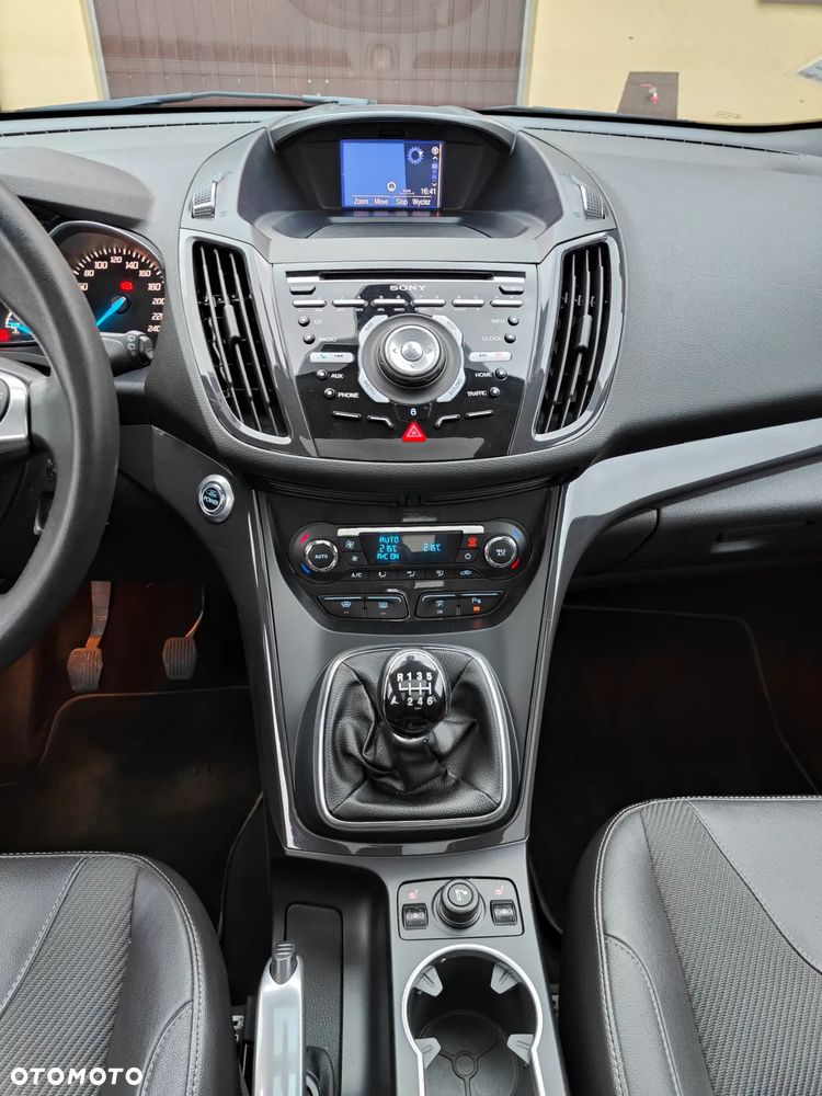 Ford Kuga - 13