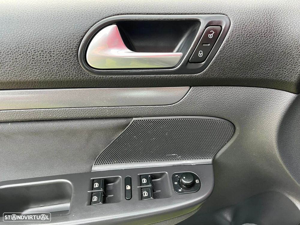 VW Golf Variant 1.9 TDi Confortline - 16