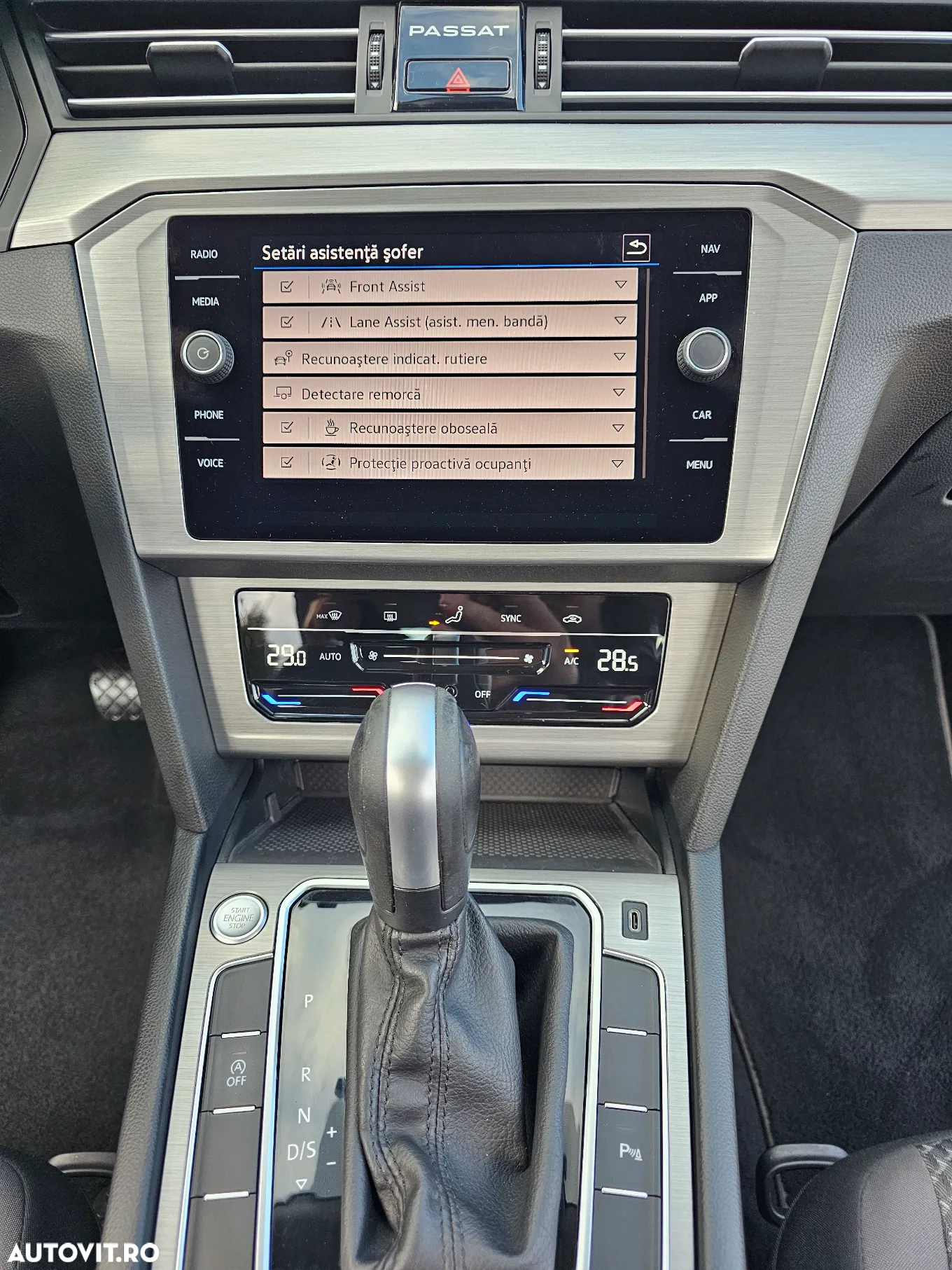 Volkswagen Passat 2.0 TDI SCR DSG - 37