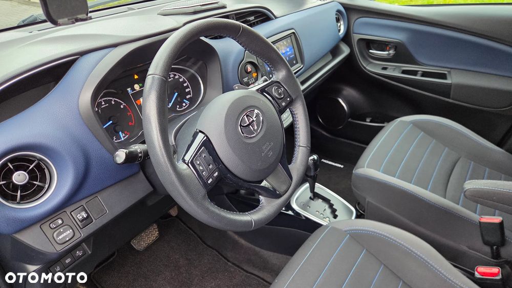 Toyota Yaris 1.5 Selection CVT - 11