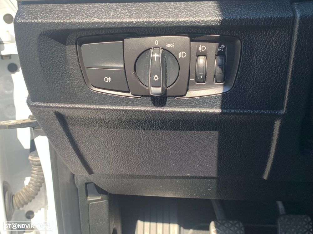 BMW 116 d EDynamics Line Sport - 31