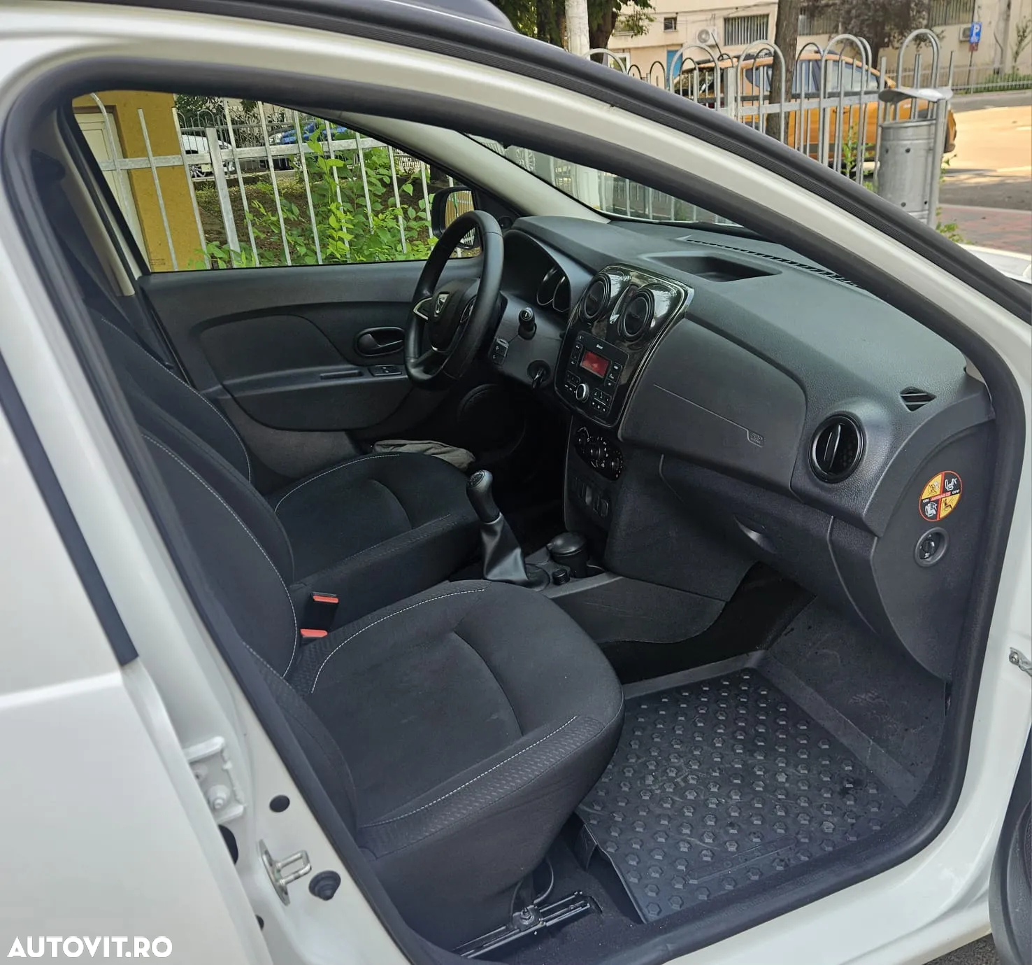 Dacia Logan - 2
