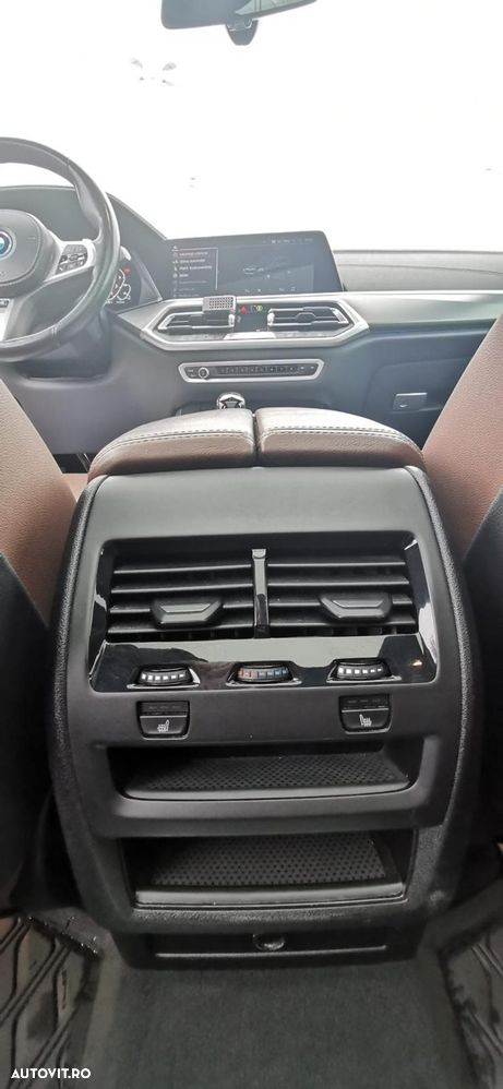 BMW X5 2022 — imagine 8