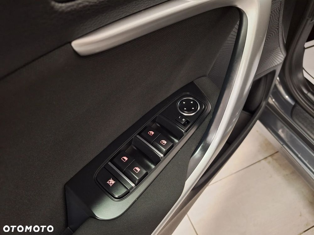 Kia Ceed 1.4 CVVT Dream Team Edition - 29